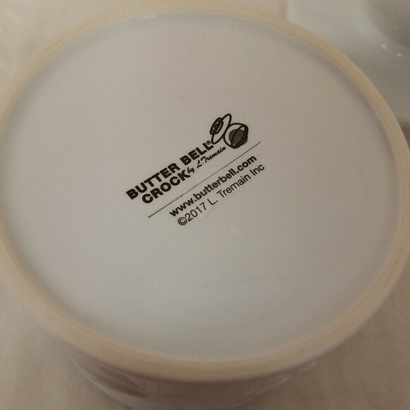 The Original Butterbell Crock White by L.Tremain 2017 - Picture 4 of 4